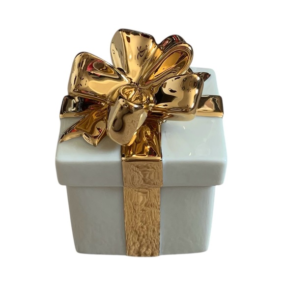 NWB Mikasa Holiday Elegance Fine Porcelain Present Box - Picture 1 of 11